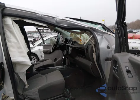 2011 Suzuki Equator Sport z USA, uszkodzony, nr VIN 5Z61D0CW0BC414262